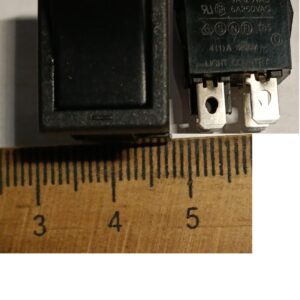 SWITCH-ON-OF-R9R2KKET0F INTERRUPTOR ON OF 9A 250V 6A 125V  4(1)A 250V 4PIN  PIN BLACK NEGRO